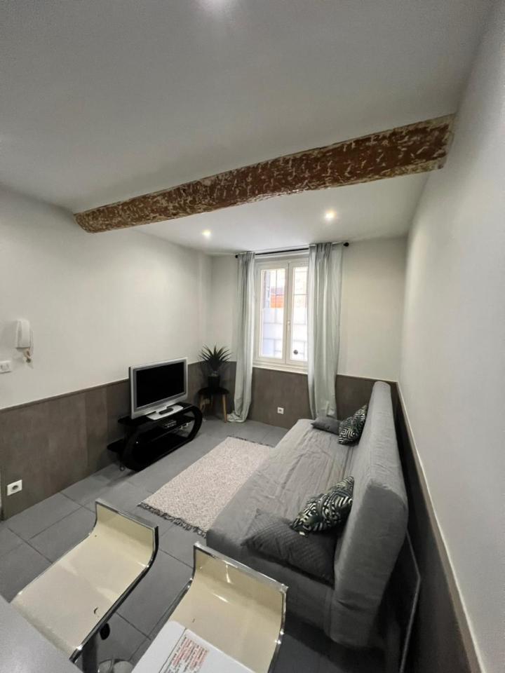 Apartment T2 Avec Cour Privee Au Coeur Du Panier- Vieux Port *
