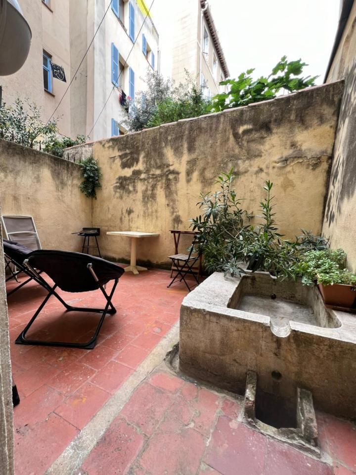 T2 Avec Cour Privee Au Coeur Du Panier- Vieux Port Marseille
