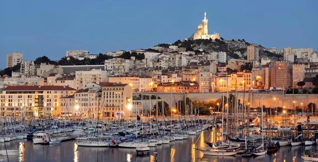 T2 Avec Cour Privee Au Coeur Du Panier- Vieux Port *