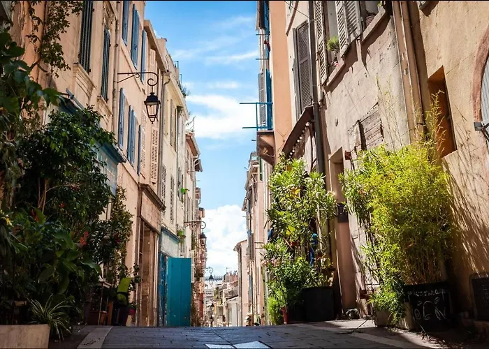 Charmant T2 Avec Cour Privee Au Coeur Du Panier- Vieux Port