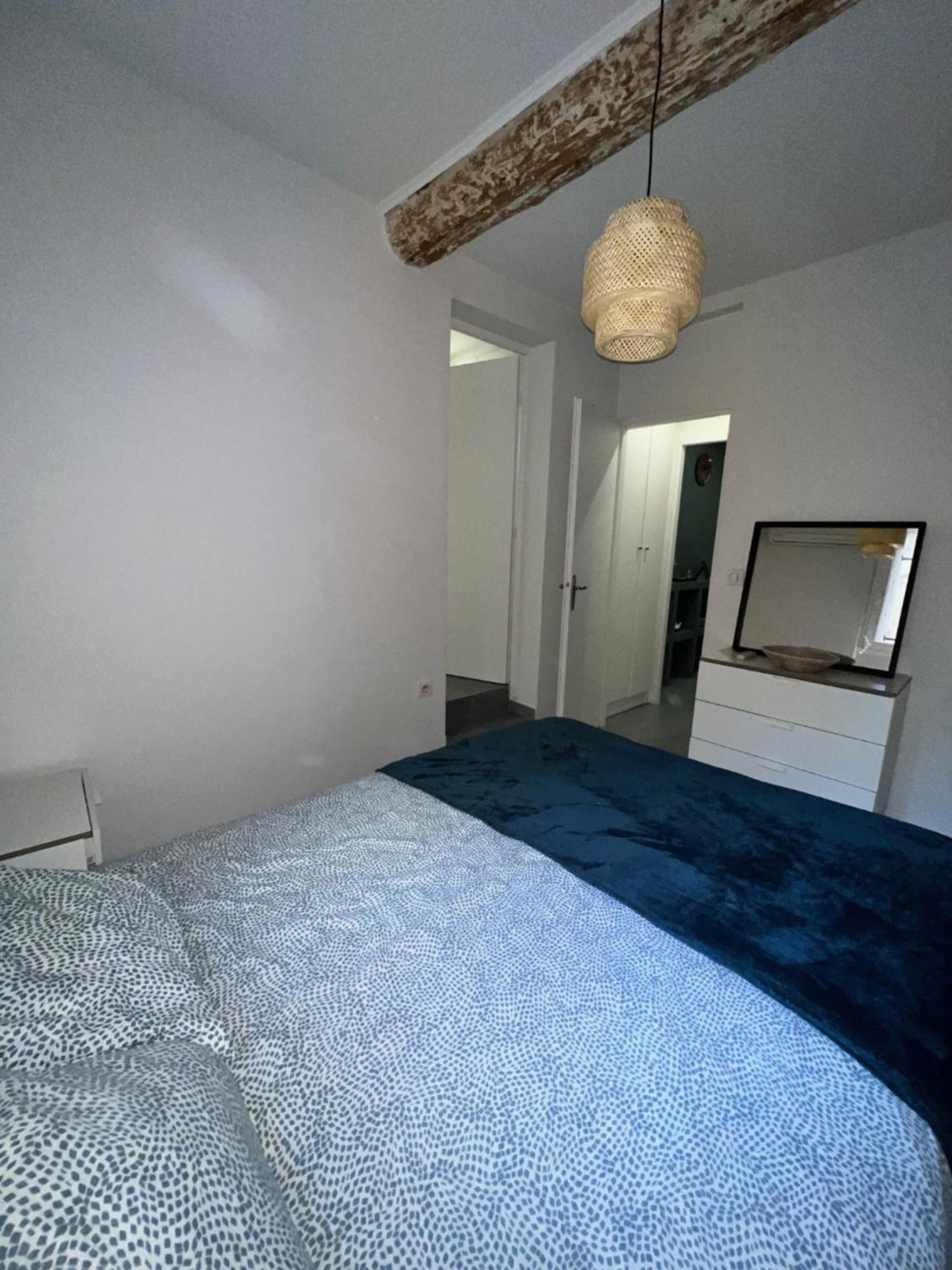 Apartment T2 Avec Cour Privee Au Coeur Du Panier- Vieux Port *